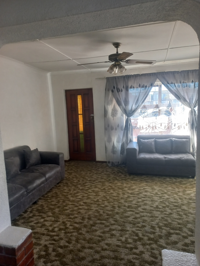 4 Bedroom Property for Sale in Nooitgedacht Western Cape